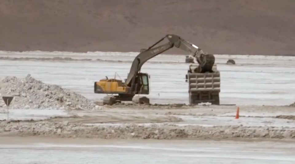 Daño ambiental de Quiborax al Salar de Surire es irreparable y podría hacerlo&nbsp;desaparecer